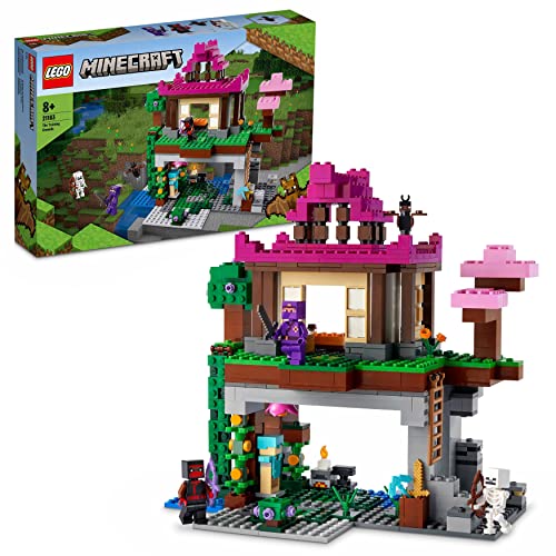 LEGO 21183 Minecraft Das Trainingsgelände, Haus und Höhle, Kinderspielzeug für Jungen und Mädchen ab 8 Jahren mit Skelett, Ninja, Fledermaus, Geschenk zu Weihnachten