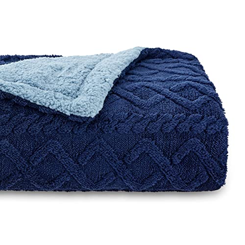 BEDSURE Kuscheldecke Decke Sofa Strickdecke - Wohndecken kuscheldecken Kleine 130x150, Sofadecke Doppelgesicht Extra Weich, Kuscheldecke Flauschig Wohnzimmer, Wolldecke Blau, Couchdecke überwurf